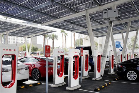 Can Electric Cars Be Towed? And Why Do They Dream of Charging Stations?